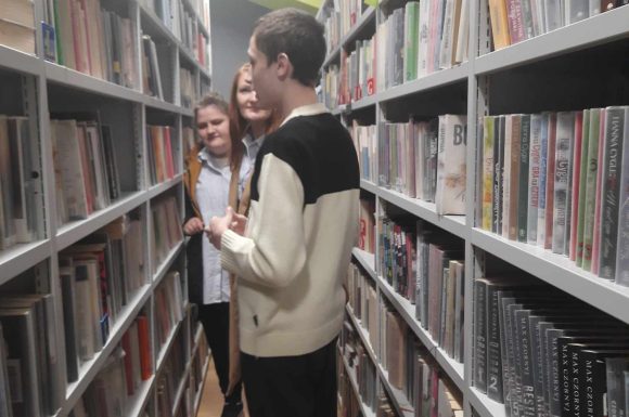 Z wizytą w Gminnej Bibliotece Publicznej w Zgłobicach i OSP Zgłobice